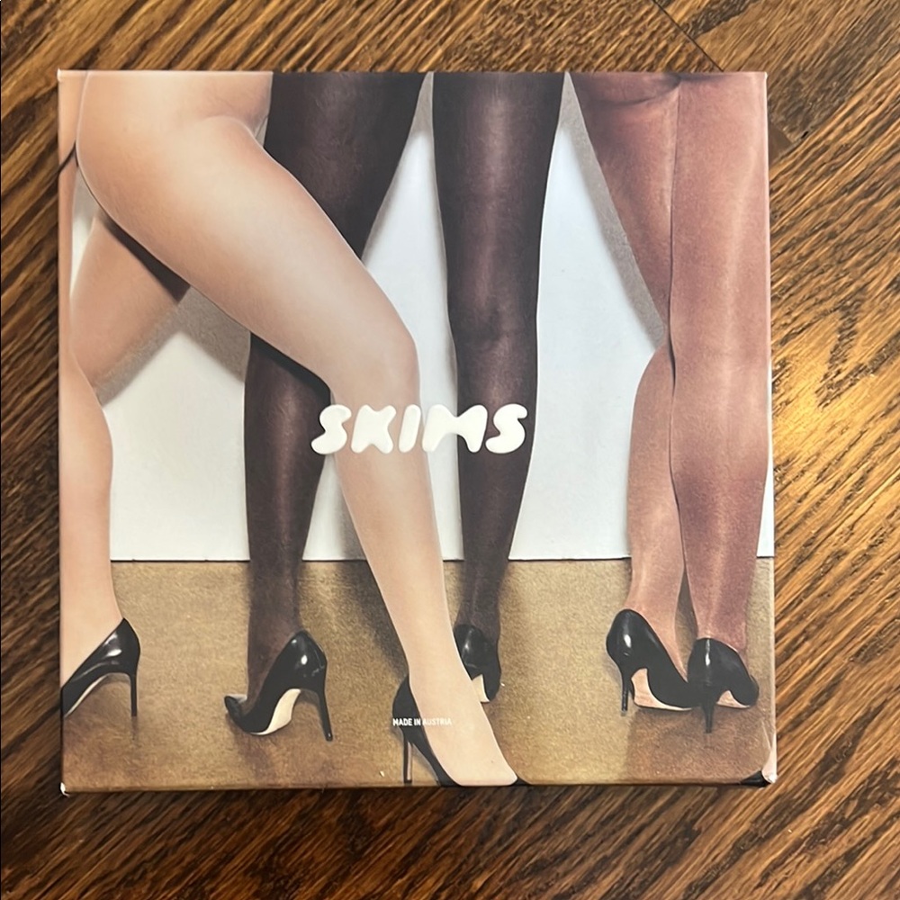 SKIMS Cocoa Nude Support Sheer Tights